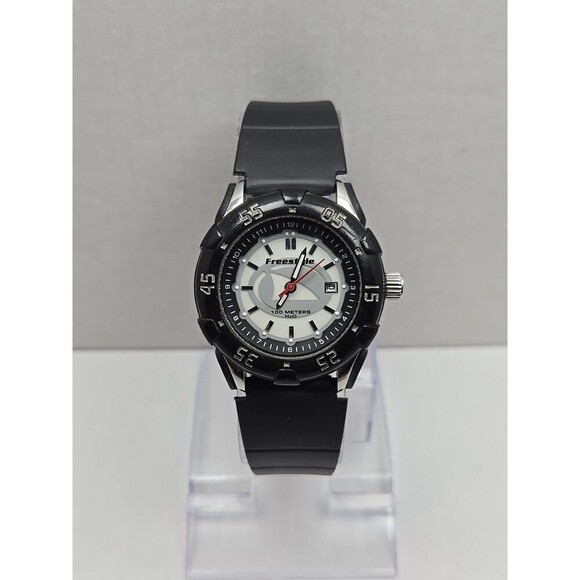 Freestyle Kampus Mid 100M Quartz Date Watch 32mm Rotating Bezel New Battery - Picture 1 of 11